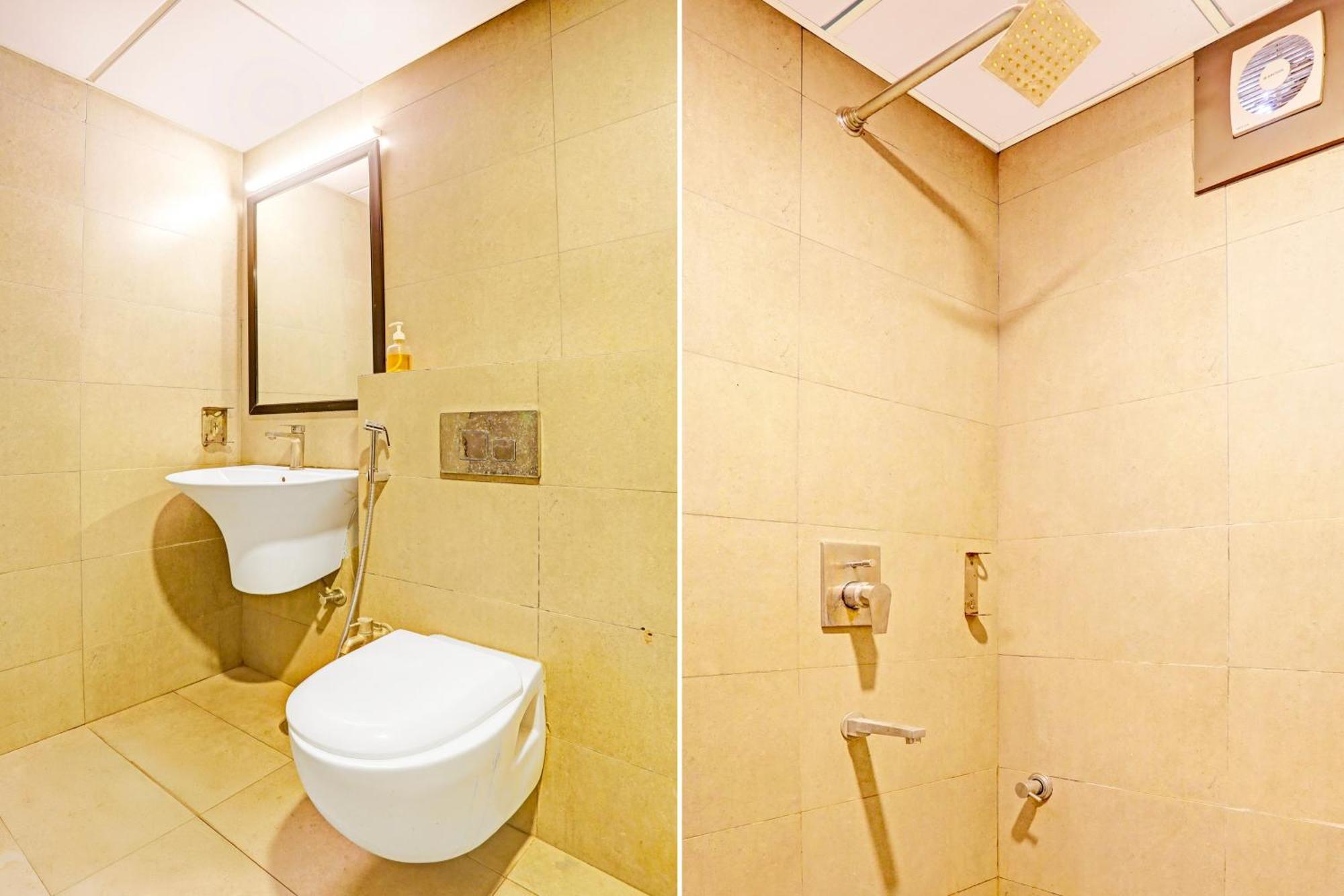 Super Townhouse Vijay Khand Gomti Nagar 4*