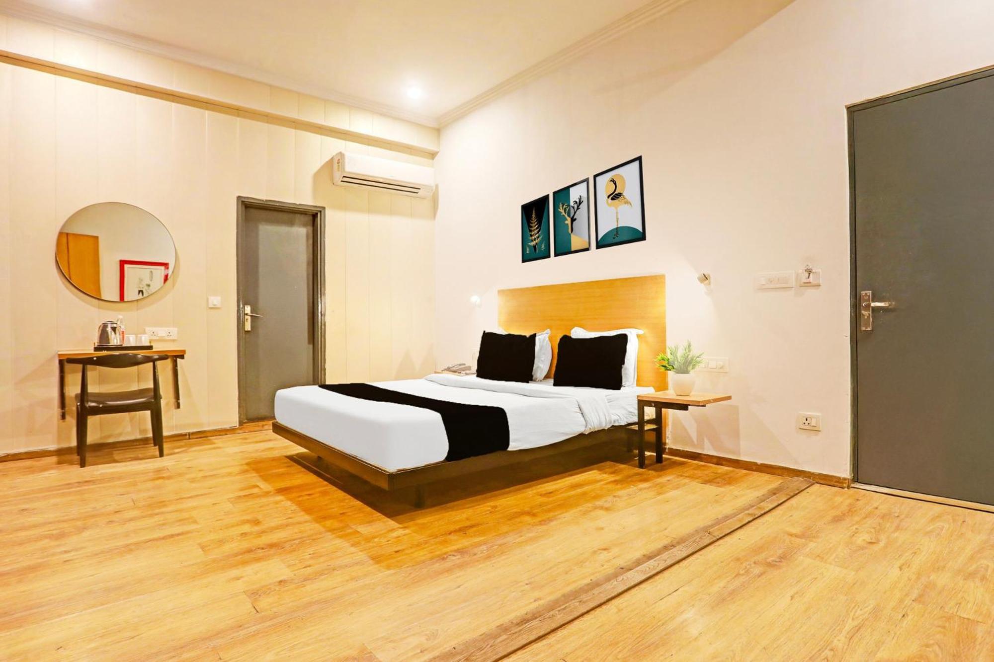 Hotel Super Townhouse Vijay Khand Gomti Nagar Lucknow