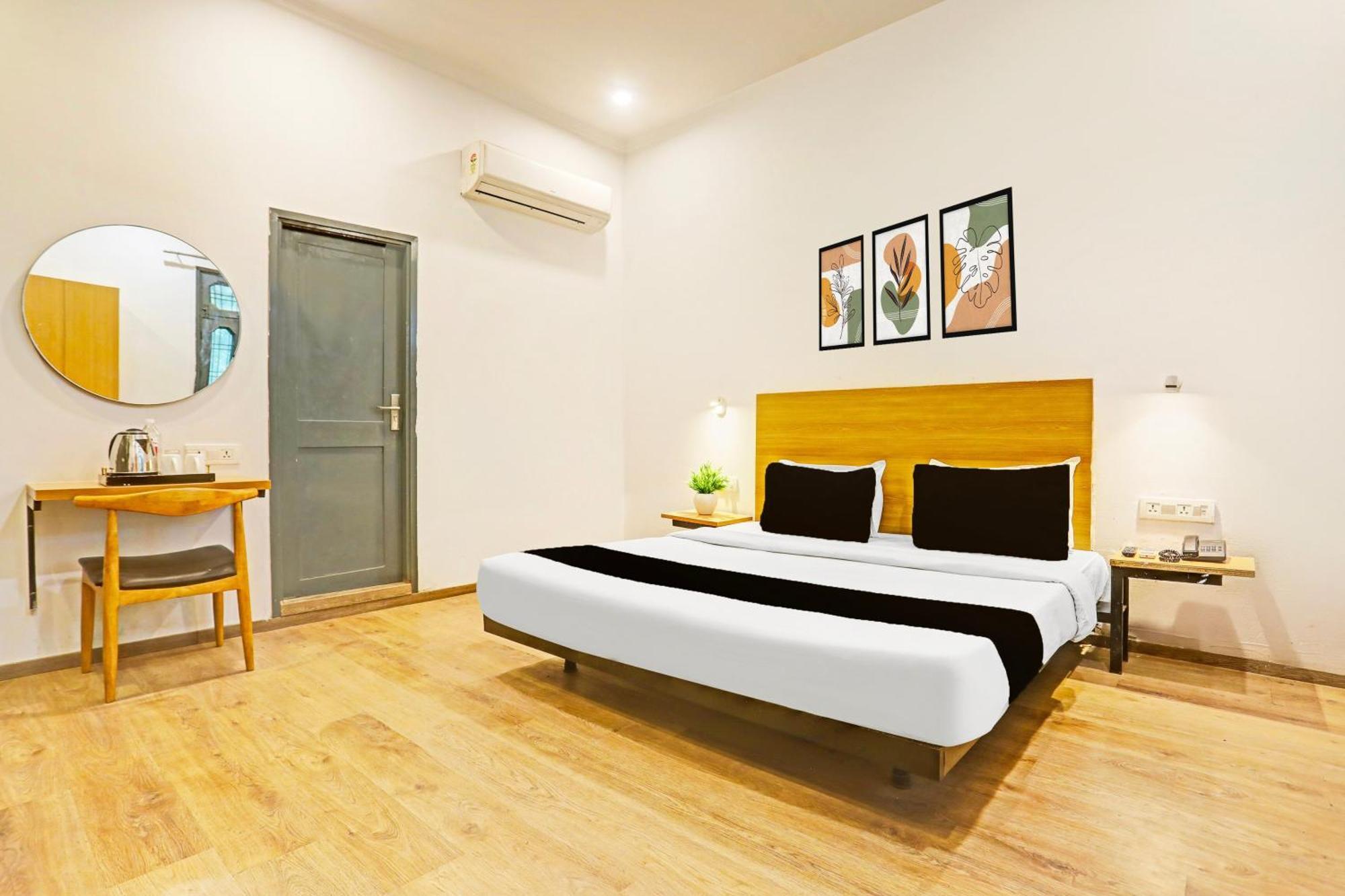 Super Townhouse Vijay Khand Gomti Nagar Lucknow